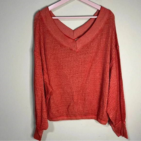 Free People We The Free Southside Waffle Thermal Top Size Large Red Orange - Picture 2 of 10